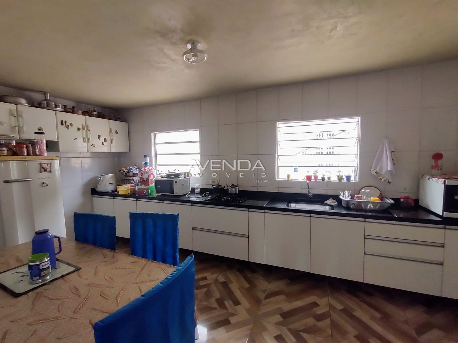 Casa à venda com 4 quartos, 173m² - Foto 16