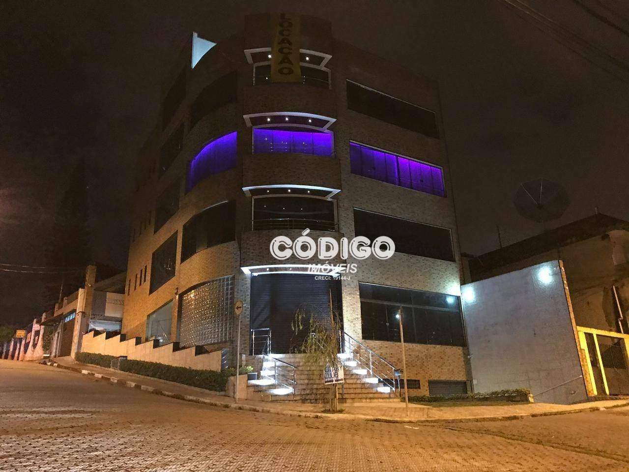 Prédio Inteiro para alugar, 955m² - Foto 1