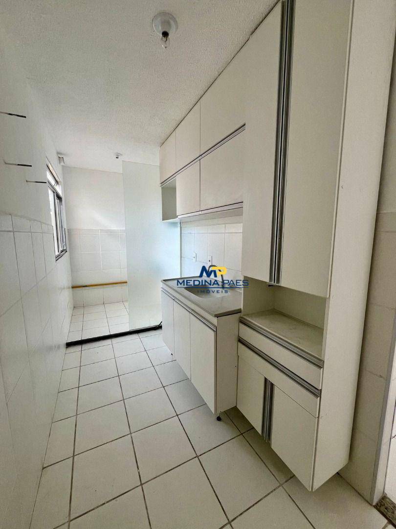 Apartamento à venda com 2 quartos, 43m² - Foto 2