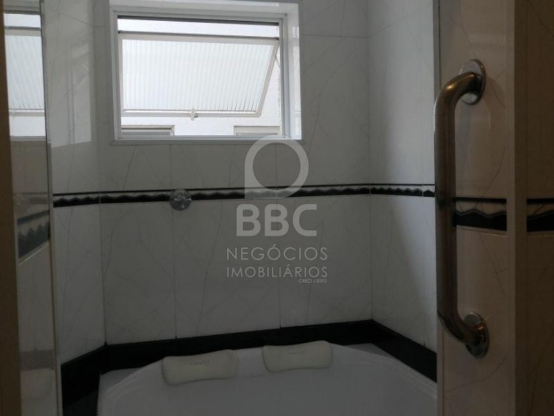 Apartamento à venda com 2 quartos, 110m² - Foto 19