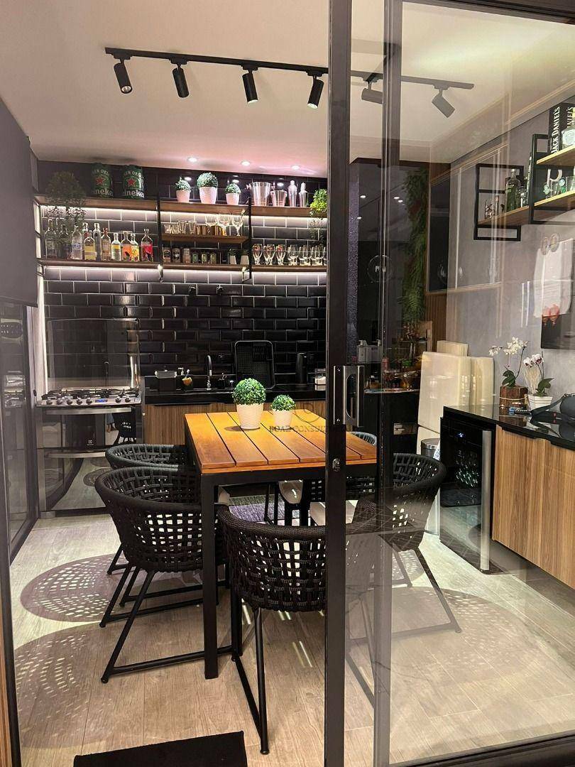 Sobrado à venda com 3 quartos, 300m² - Foto 19