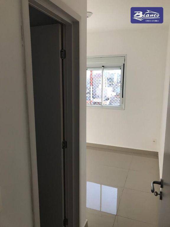 Apartamento para alugar com 2 quartos, 51m² - Foto 8