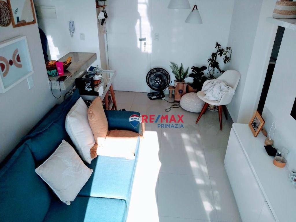 Apartamento à venda com 2 quartos, 46m² - Foto 2