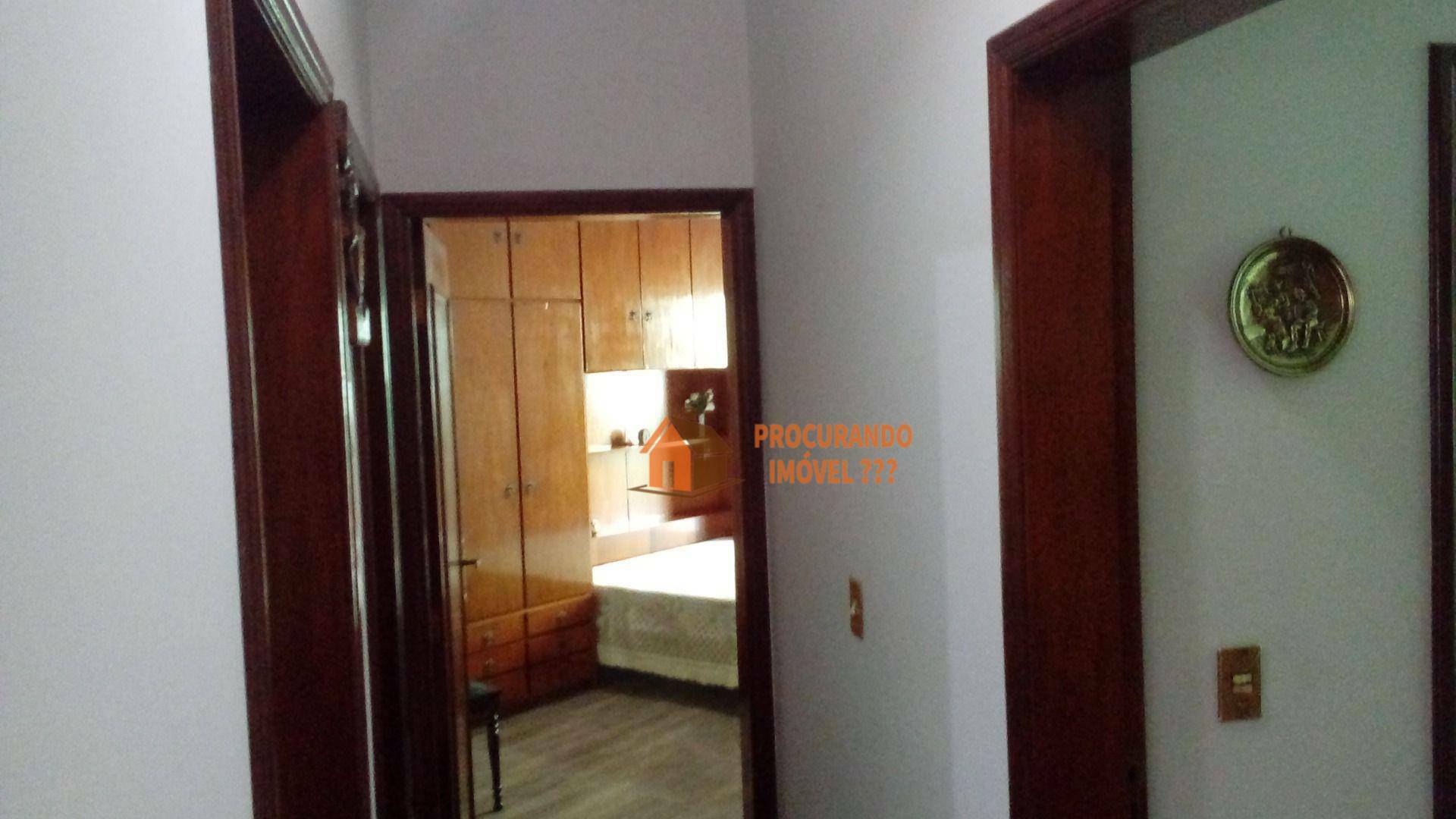 Casa à venda com 3 quartos, 220m² - Foto 17