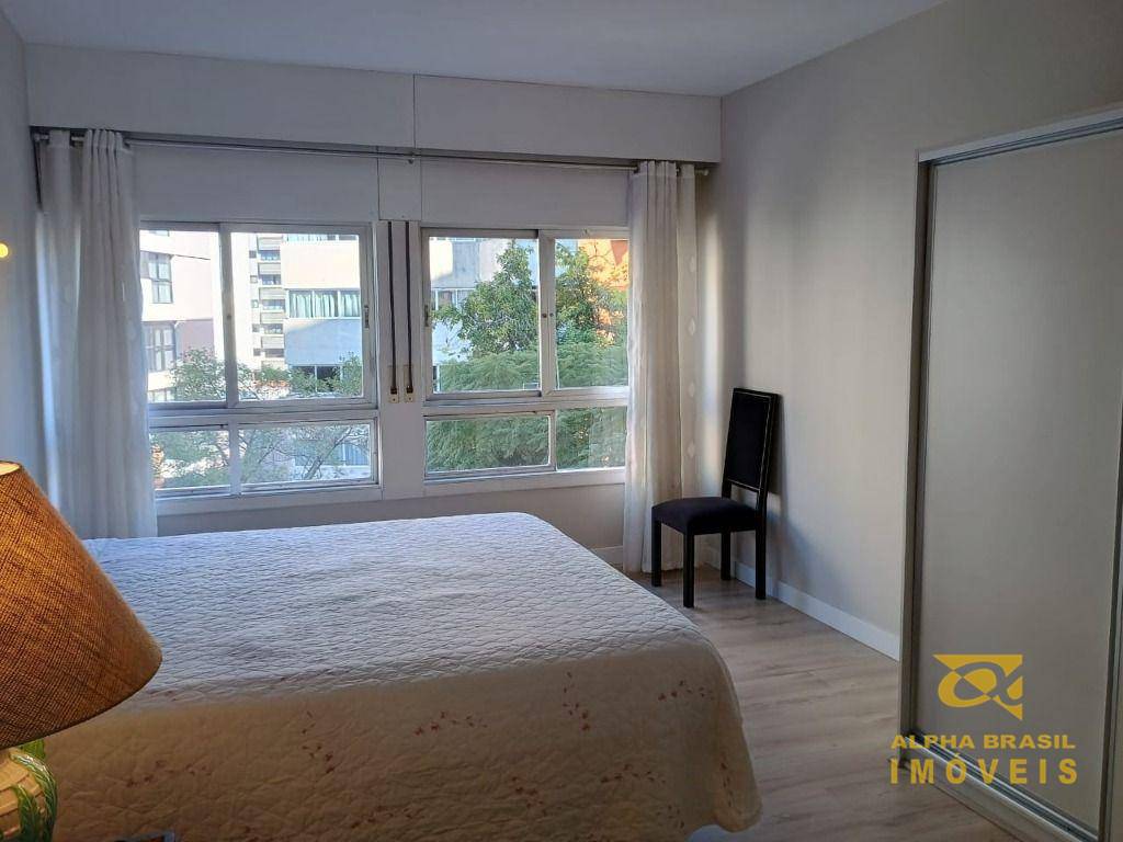 Apartamento à venda com 4 quartos, 347m² - Foto 4