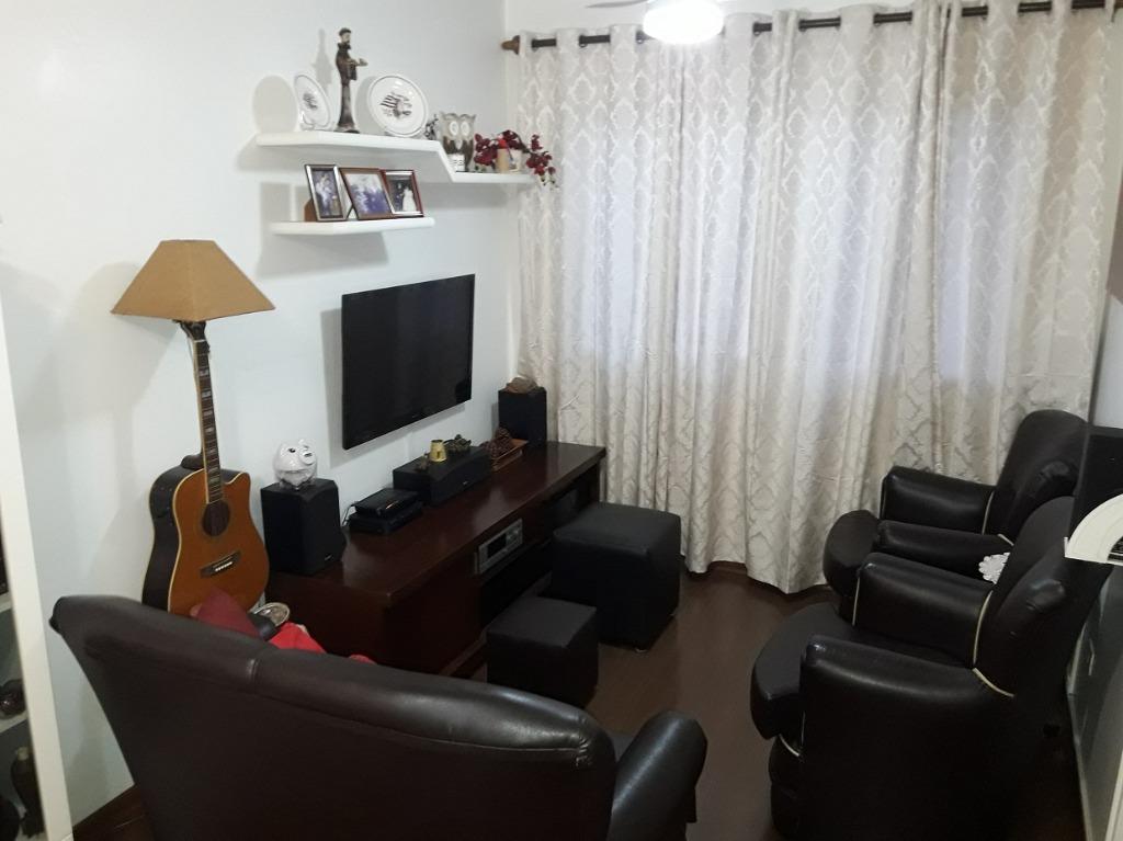 Apartamento à venda com 2 quartos, 65m² - Foto 3