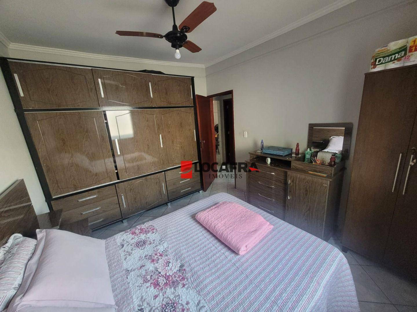 Casa à venda com 5 quartos, 116m² - Foto 8