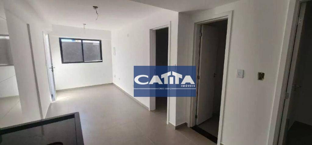 Apartamento à venda com 2 quartos, 32m² - Foto 2