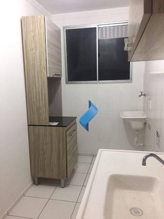 Apartamento à venda com 2 quartos, 45m² - Foto 4