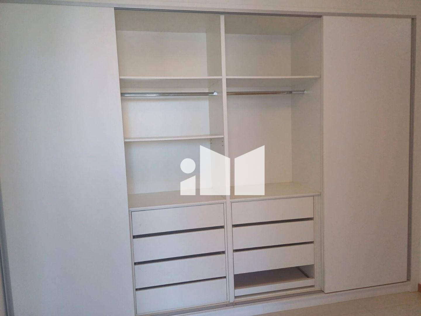 Apartamento à venda com 3 quartos, 111m² - Foto 6