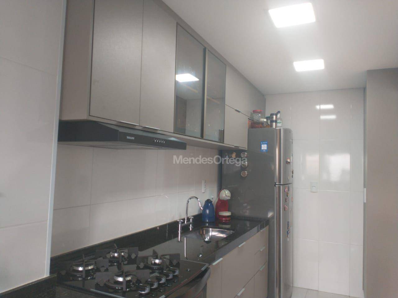 Apartamento à venda com 2 quartos, 69m² - Foto 16