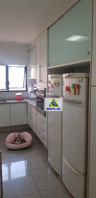 Apartamento à venda com 4 quartos, 580m² - Foto 12