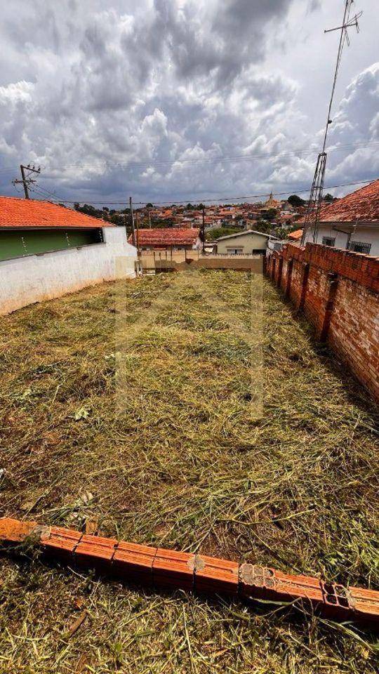 Terreno à venda, 300M2 - Foto 1