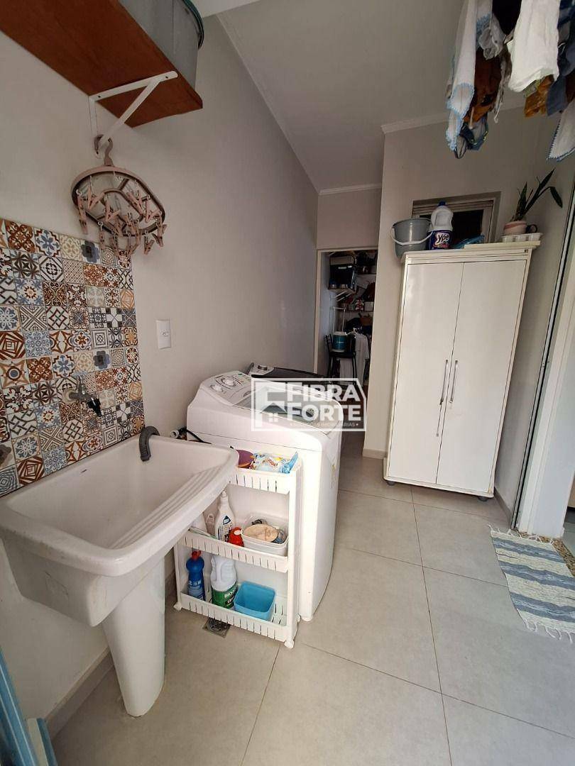 Apartamento à venda com 4 quartos, 150m² - Foto 6