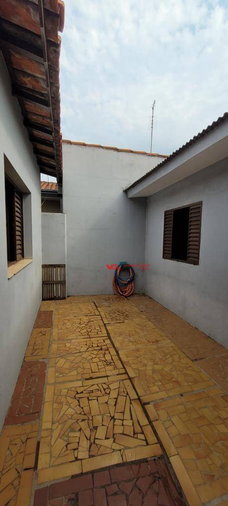 Casa à venda com 3 quartos, 193m² - Foto 16