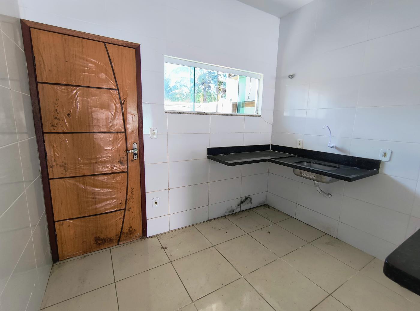 Casa à venda com 2 quartos, 200m² - Foto 3