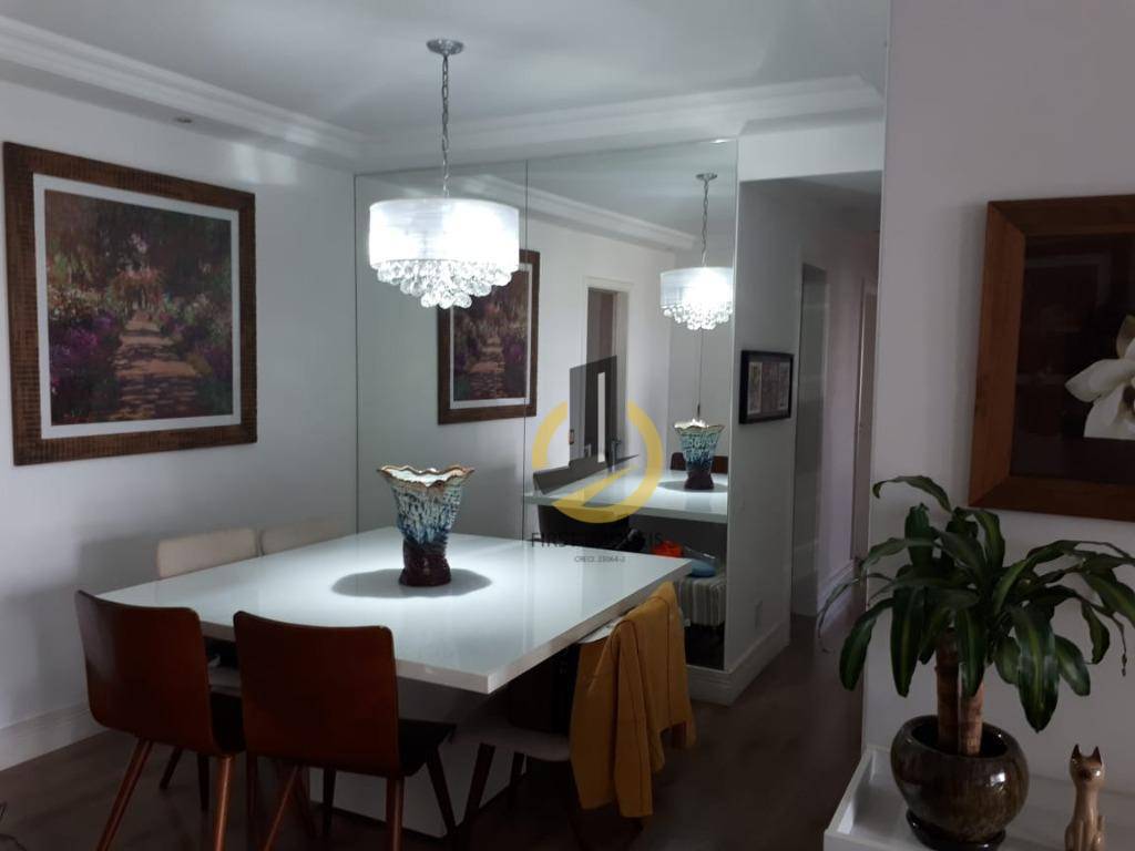 Apartamento à venda com 3 quartos, 137m² - Foto 10