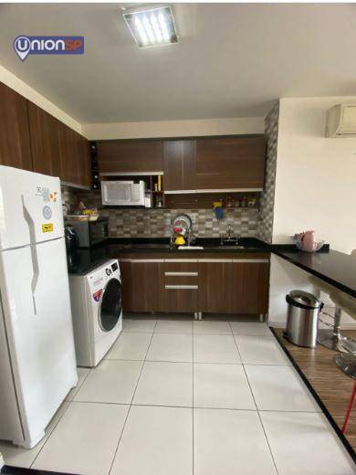 Apartamento à venda com 2 quartos, 60m² - Foto 12