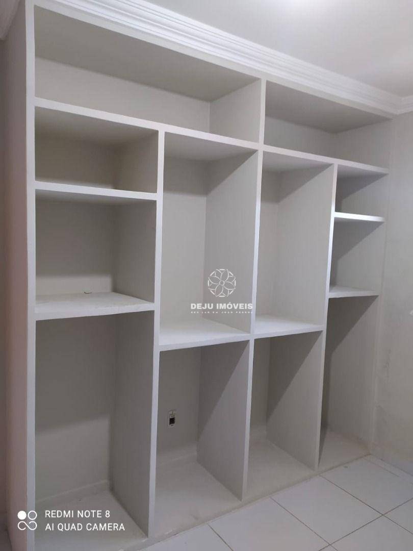 Apartamento à venda com 2 quartos, 72m² - Foto 3