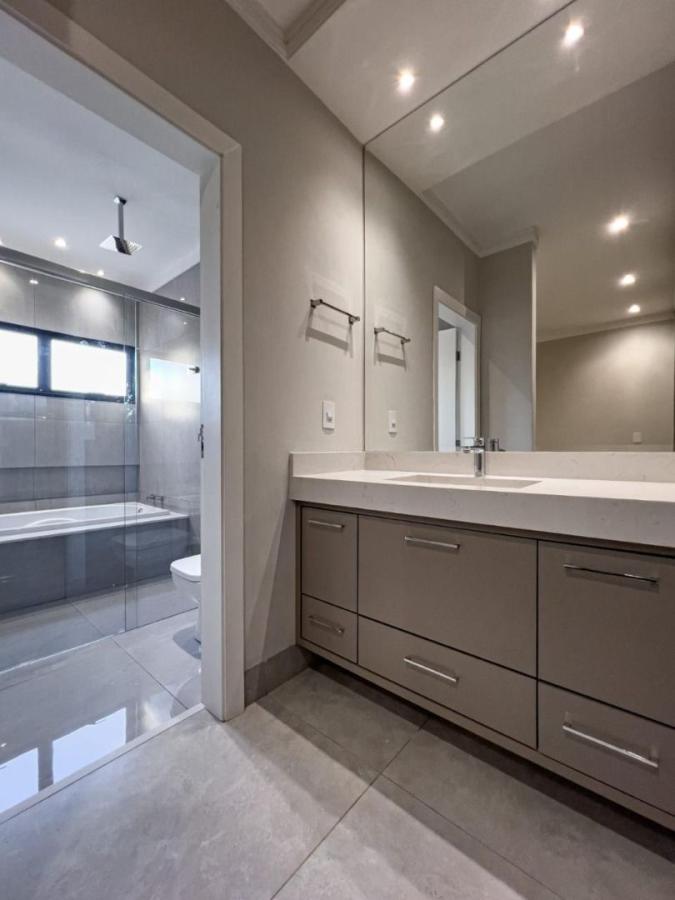 Casa à venda com 3 quartos, 149m² - Foto 14