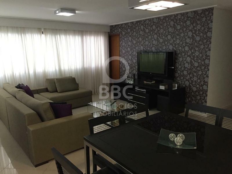 Apartamento à venda com 3 quartos, 140m² - Foto 2