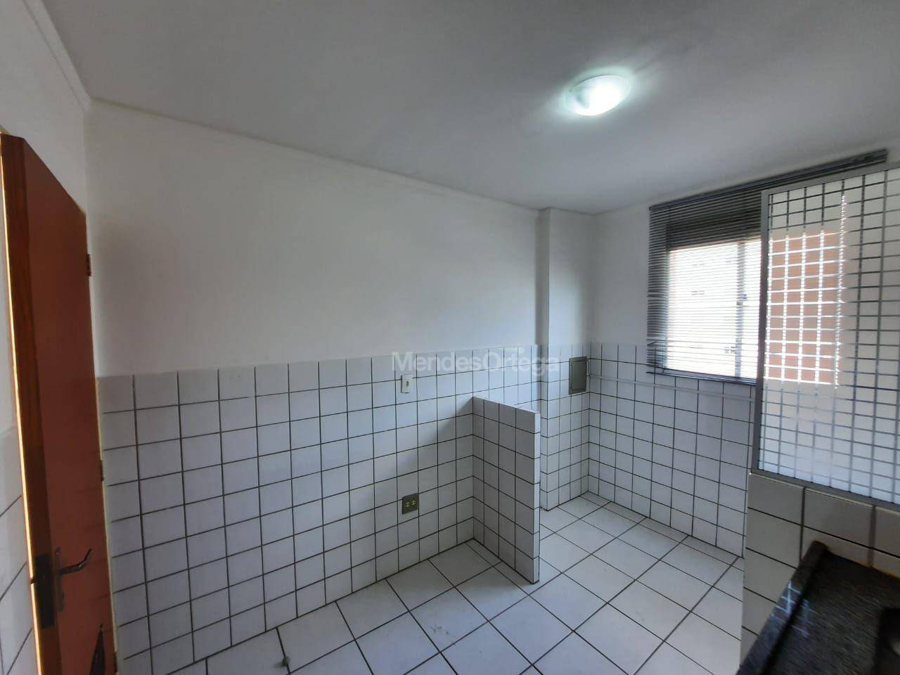 Apartamento para alugar com 2 quartos, 48m² - Foto 13