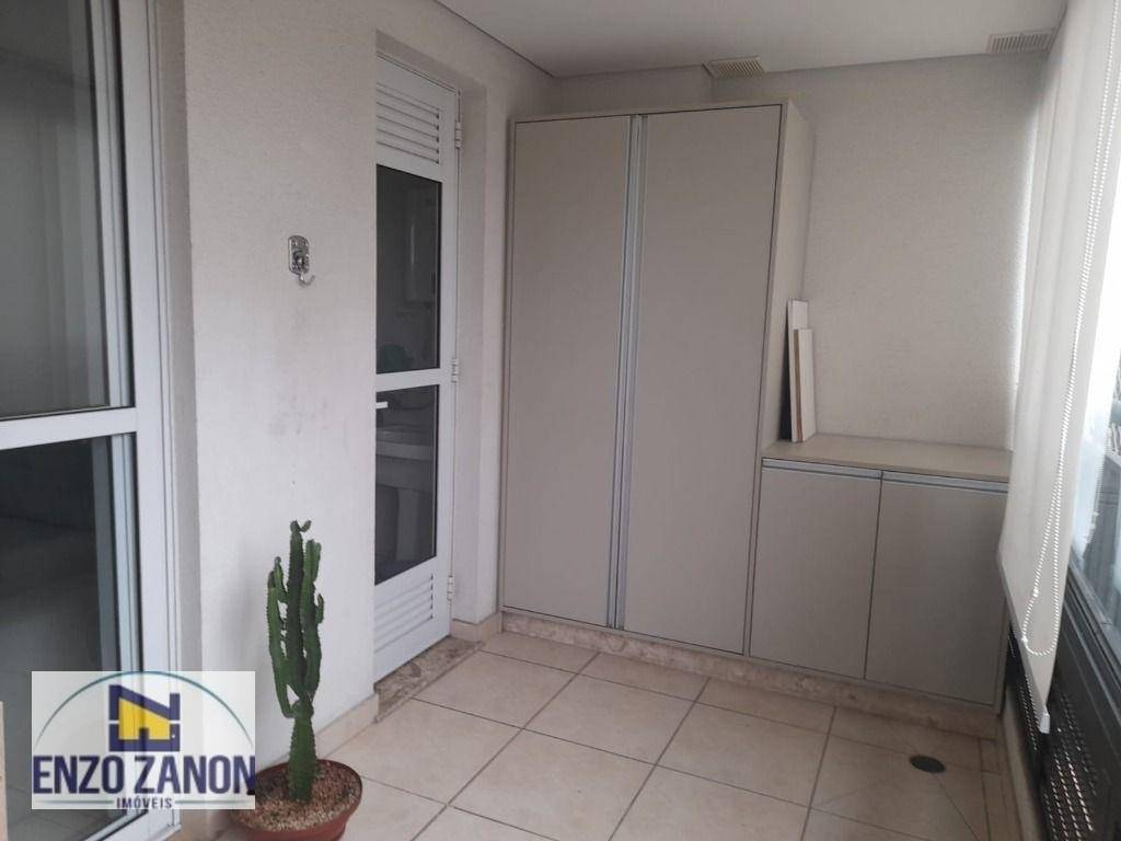 Apartamento à venda com 2 quartos, 62m² - Foto 5