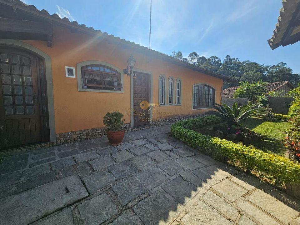 Casa à venda com 3 quartos, 500m² - Foto 2