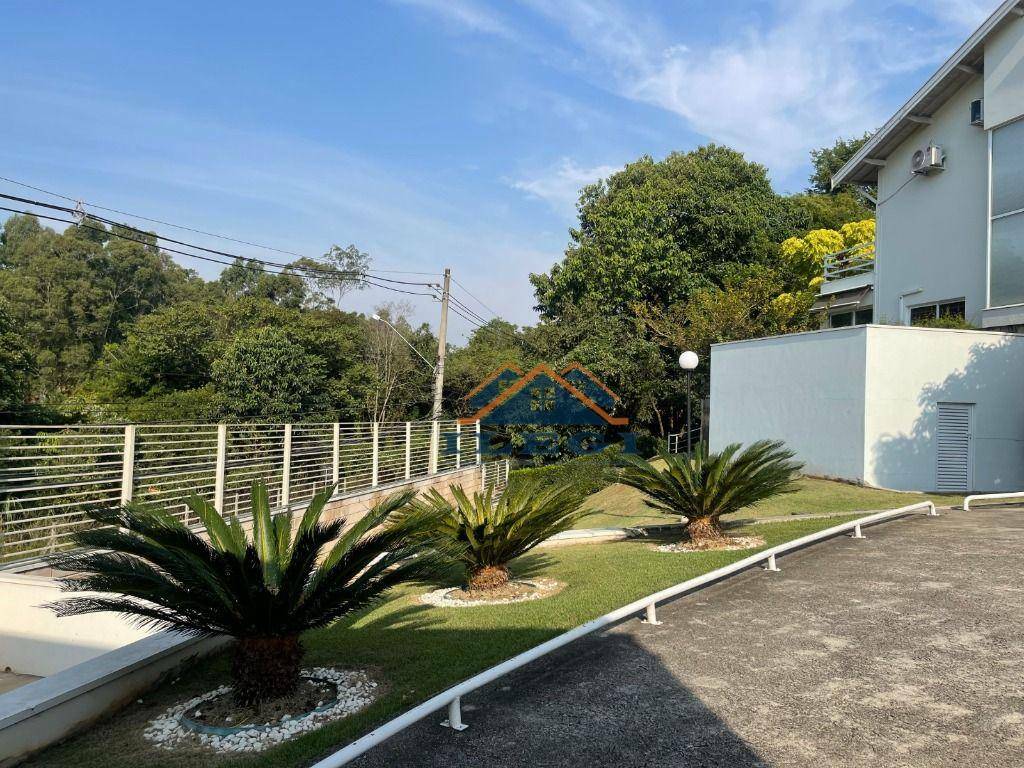 Casa de Condomínio à venda com 3 quartos, 206m² - Foto 30