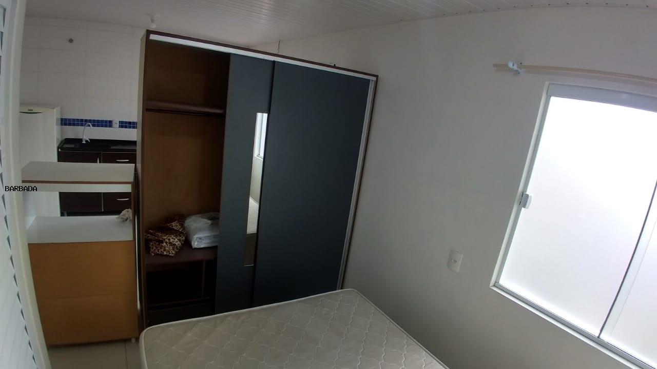 Apartamento para alugar com 1 quarto, 35m² - Foto 4