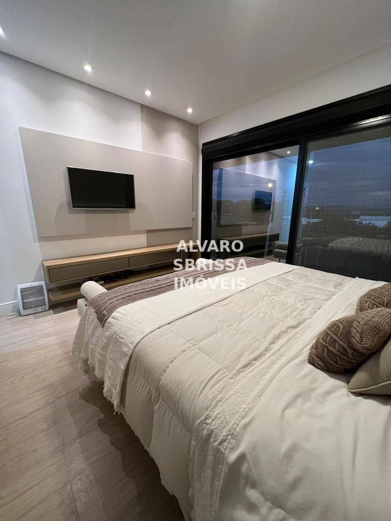 Casa de Condomínio à venda com 3 quartos, 310m² - Foto 25