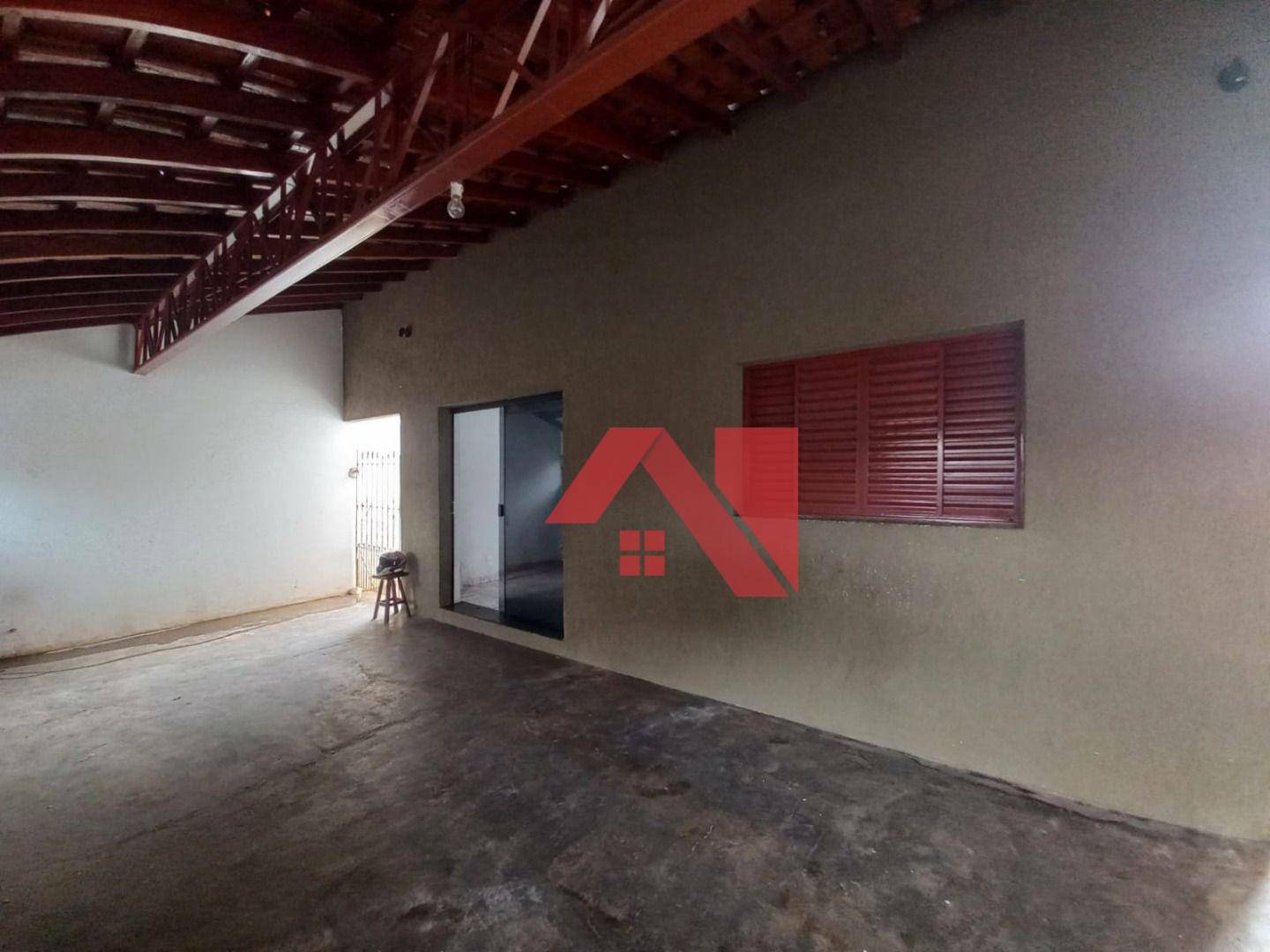 Casa à venda com 3 quartos, 130m² - Foto 2