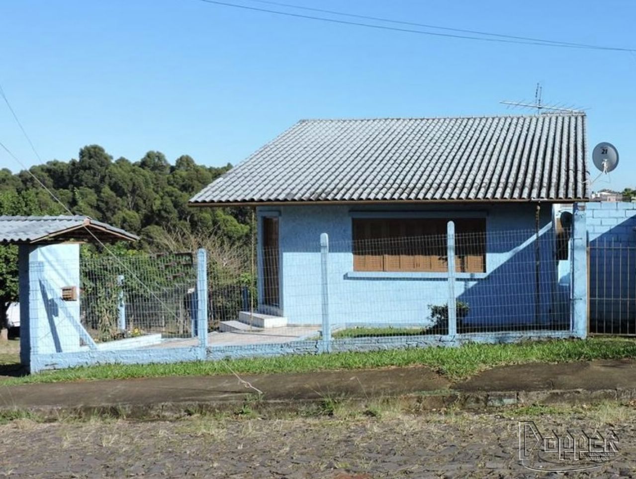 Casa à venda com 3 quartos, 182 - Foto 1