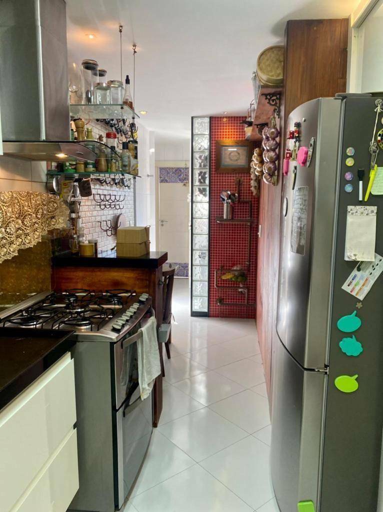 Apartamento à venda com 3 quartos, 137m² - Foto 19