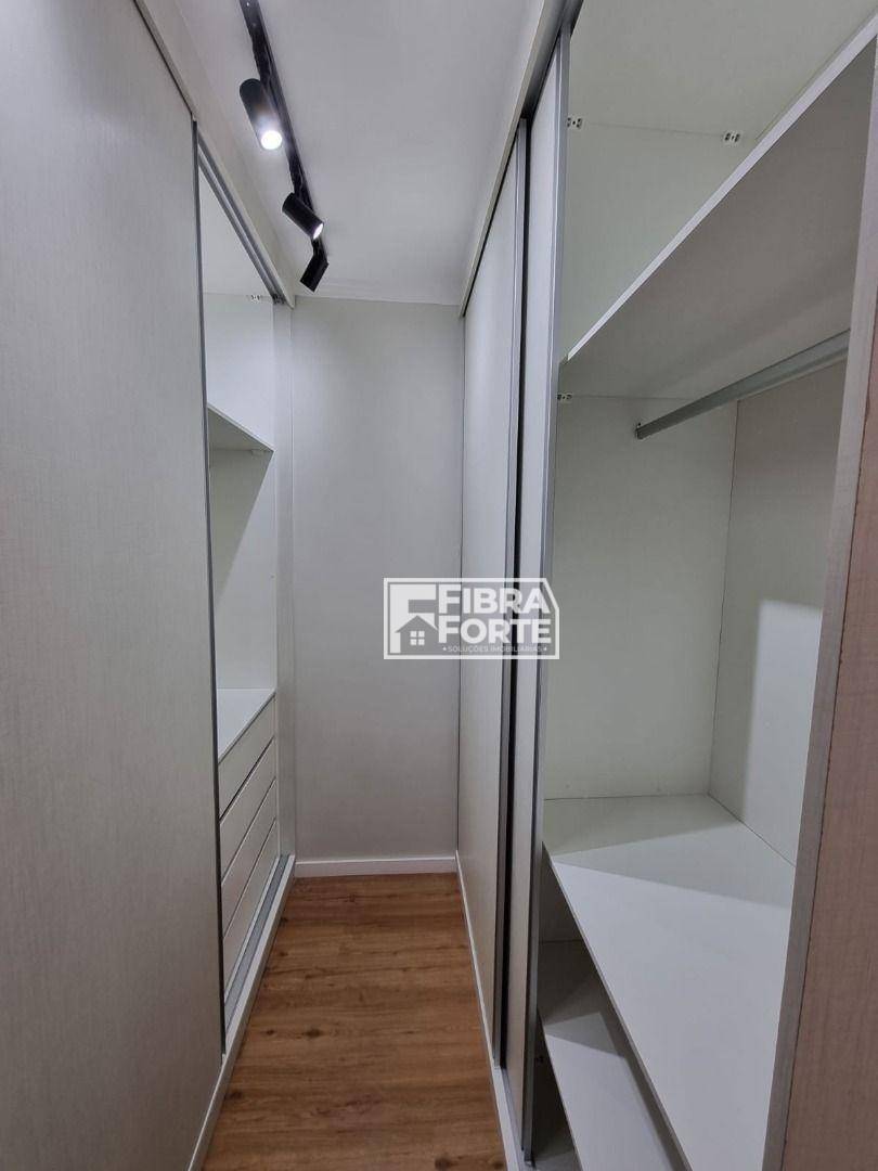 Apartamento à venda com 3 quartos, 200m² - Foto 17