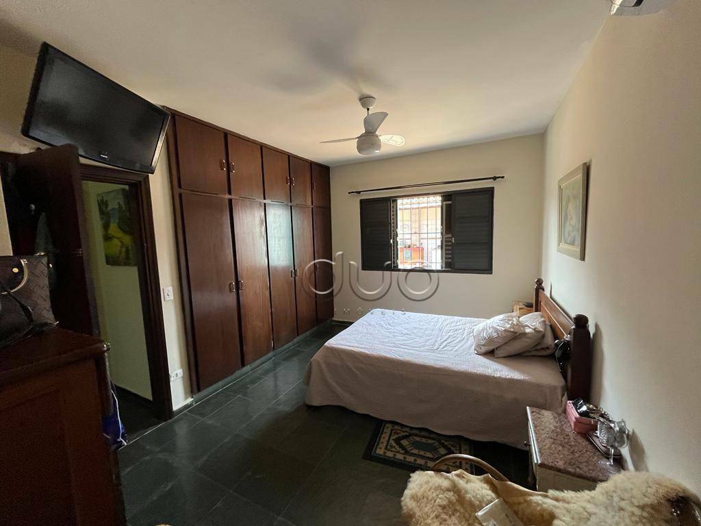 Casa à venda com 3 quartos, 237m² - Foto 74