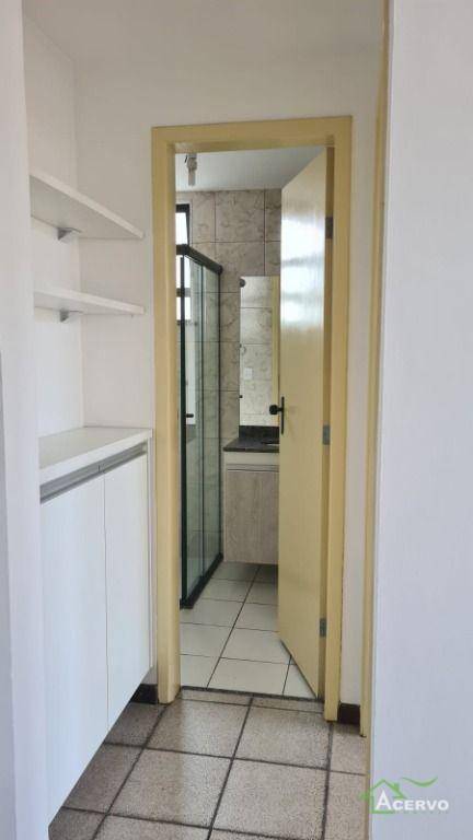 Apartamento à venda com 1 quarto, 62m² - Foto 2