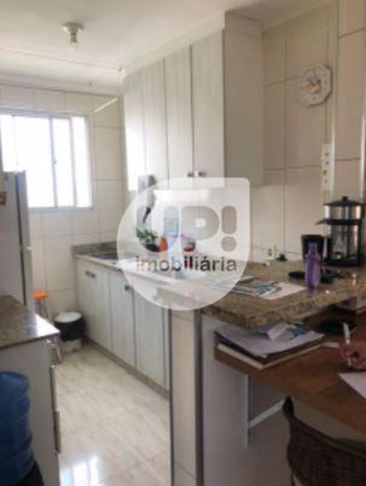 Apartamento à venda com 2 quartos, 45m² - Foto 3