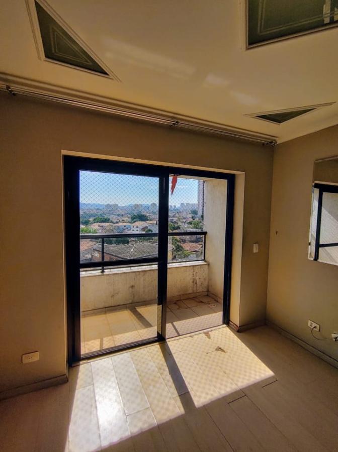 Apartamento à venda com 3 quartos, 94m² - Foto 3