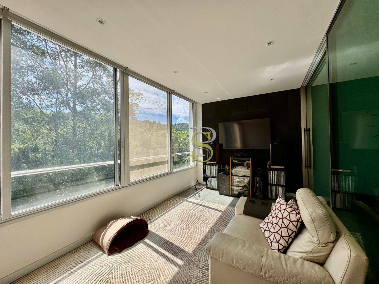 Casa de Condomínio para alugar com 5 quartos, 530m² - Foto 16