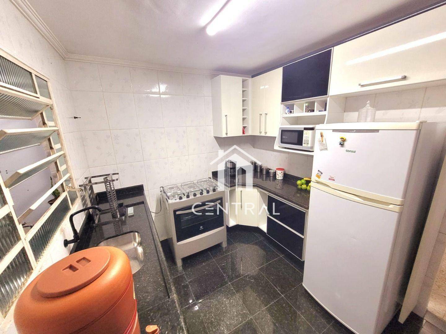 Casa de Condomínio à venda com 2 quartos, 70m² - Foto 4