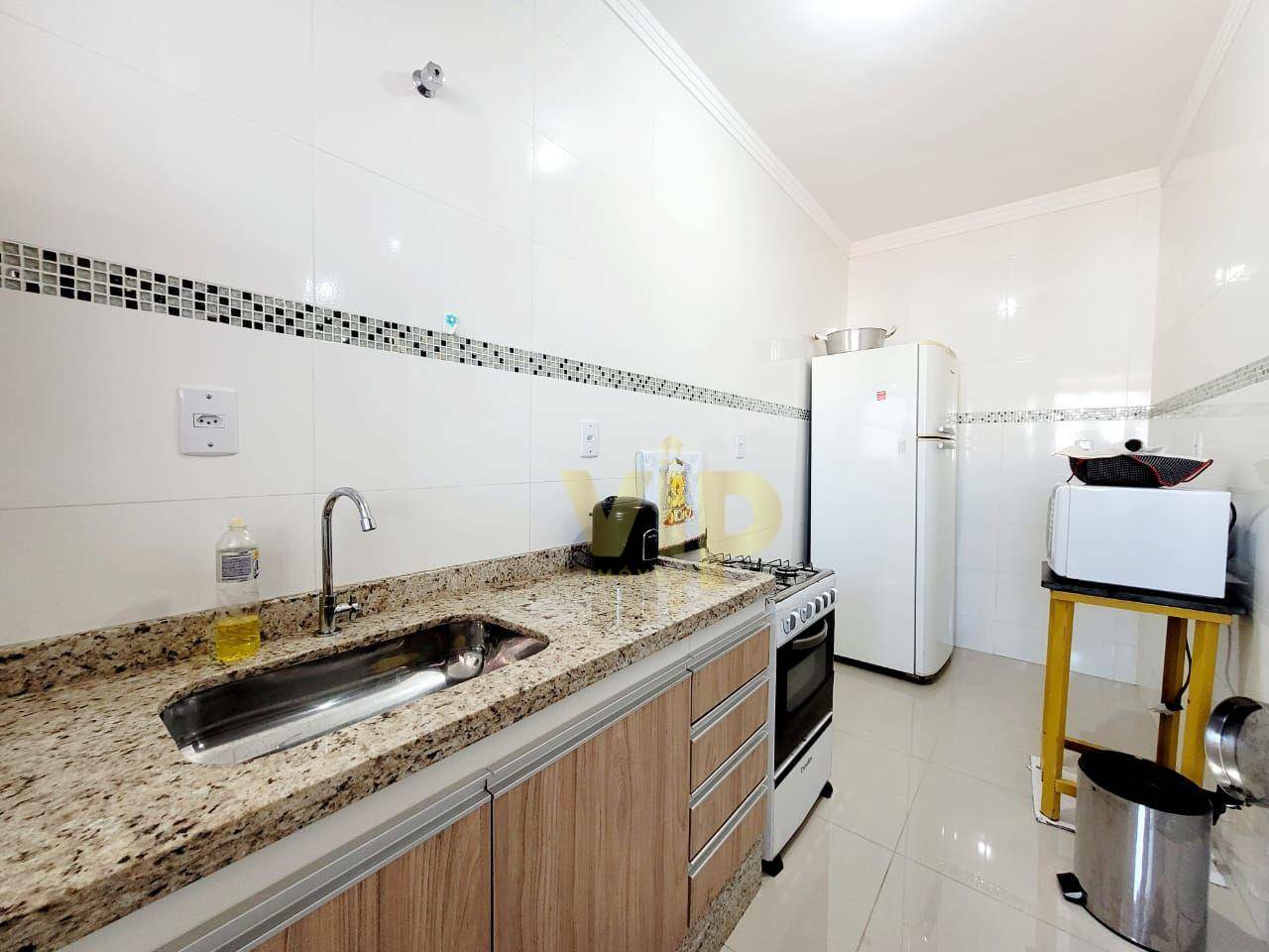 Apartamento à venda com 3 quartos, 80m² - Foto 4