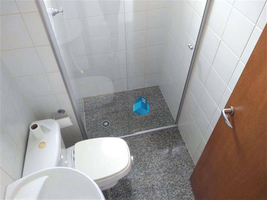 Apartamento à venda com 4 quartos, 245m² - Foto 17