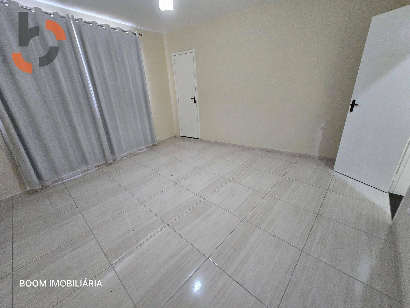 Casa à venda com 5 quartos, 232m² - Foto 17