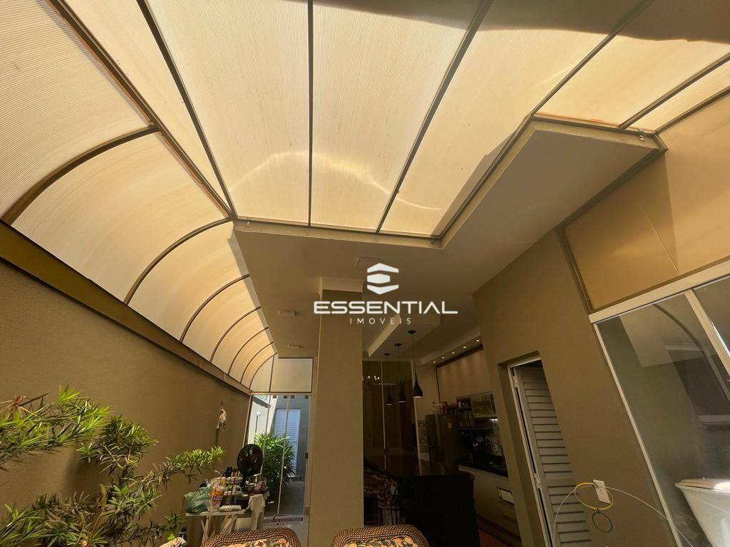 Casa à venda com 3 quartos, 140m² - Foto 19