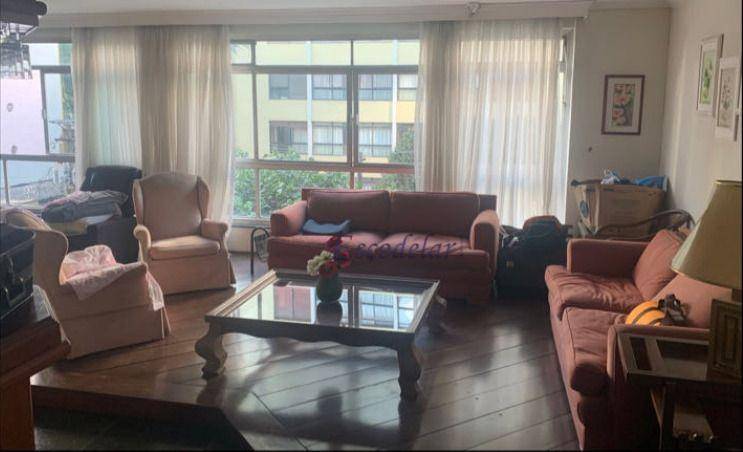 Apartamento à venda com 3 quartos, 240m² - Foto 6