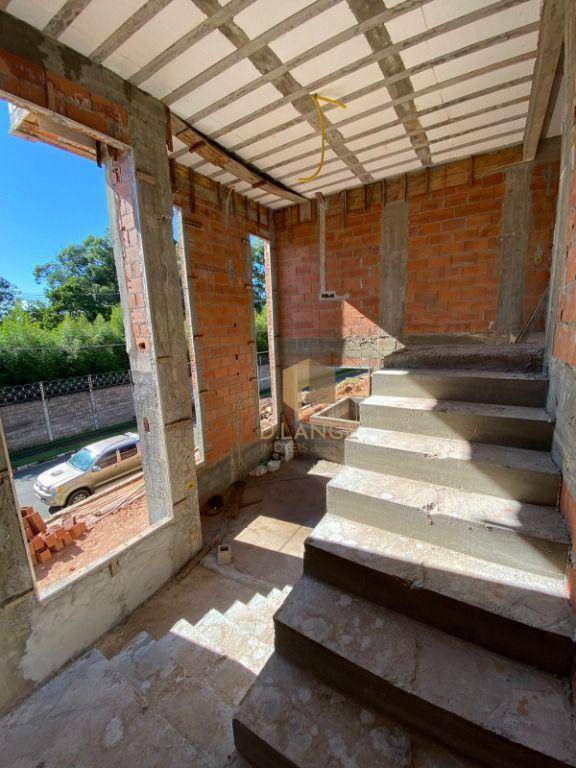 Casa de Condomínio à venda com 3 quartos, 216m² - Foto 10