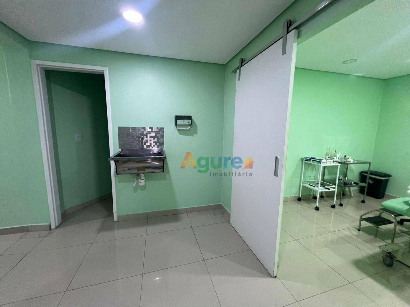 Sobrado, 1 quarto, 652 m² - Foto 24