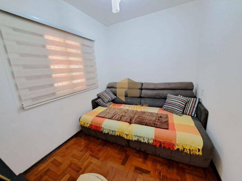 Casa à venda com 3 quartos, 105m² - Foto 11