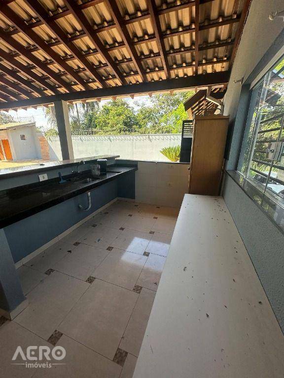 Casa de Condomínio à venda com 2 quartos, 90m² - Foto 2
